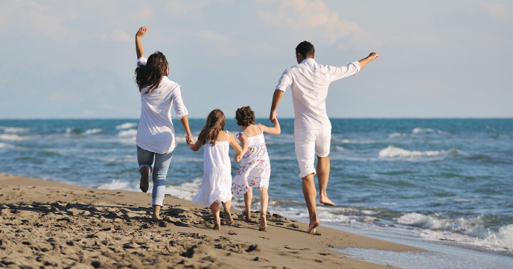 florida family on beach